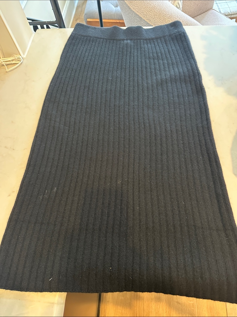 Ribbed cashmere Pencil Skirt — Black